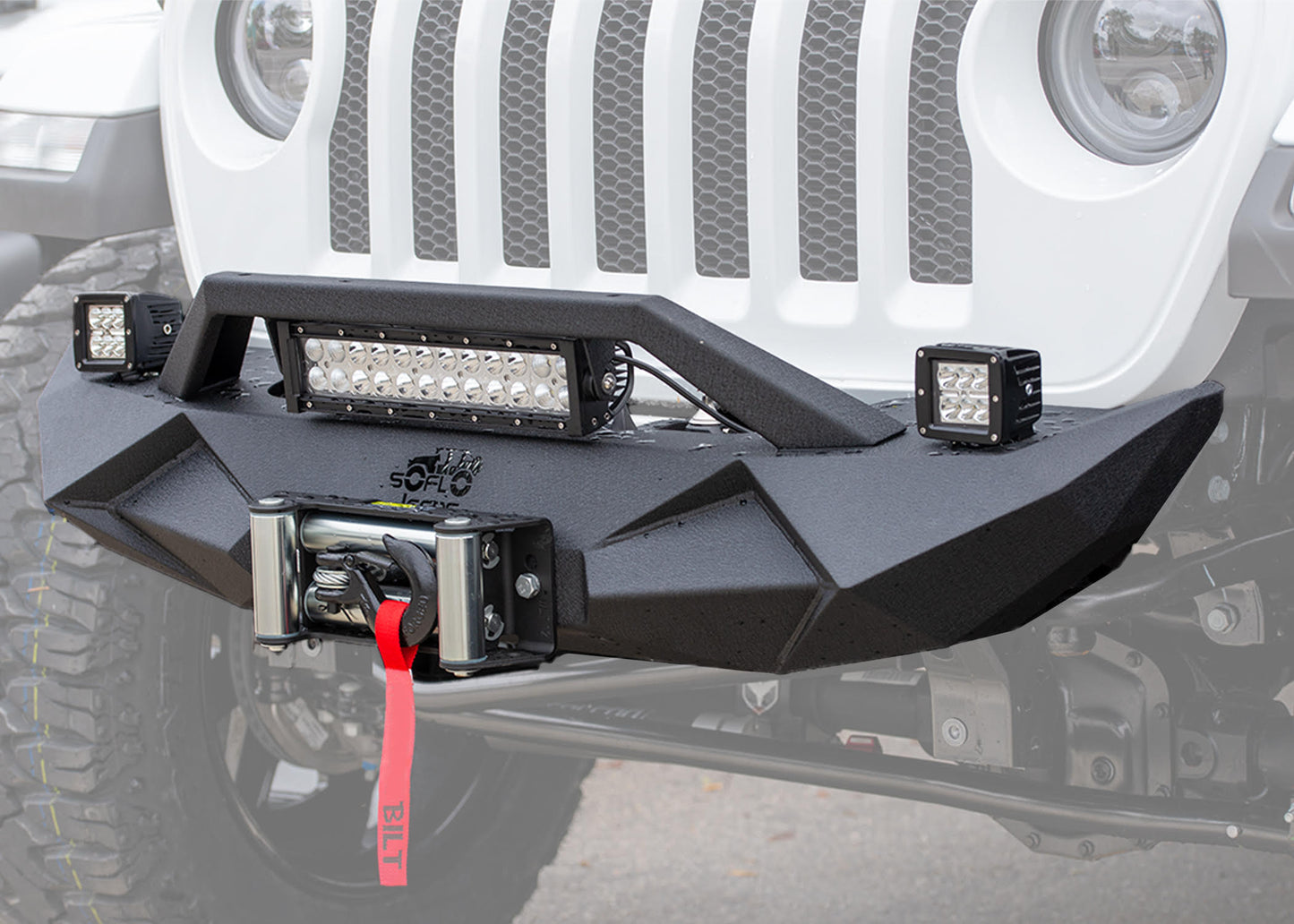 SoFlo Stubby Bumper with Lightbar and Cubes