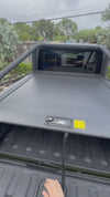 Jeep Gladiator Aluminum Rectractable Tonneau Bed Cover with Lock and Light